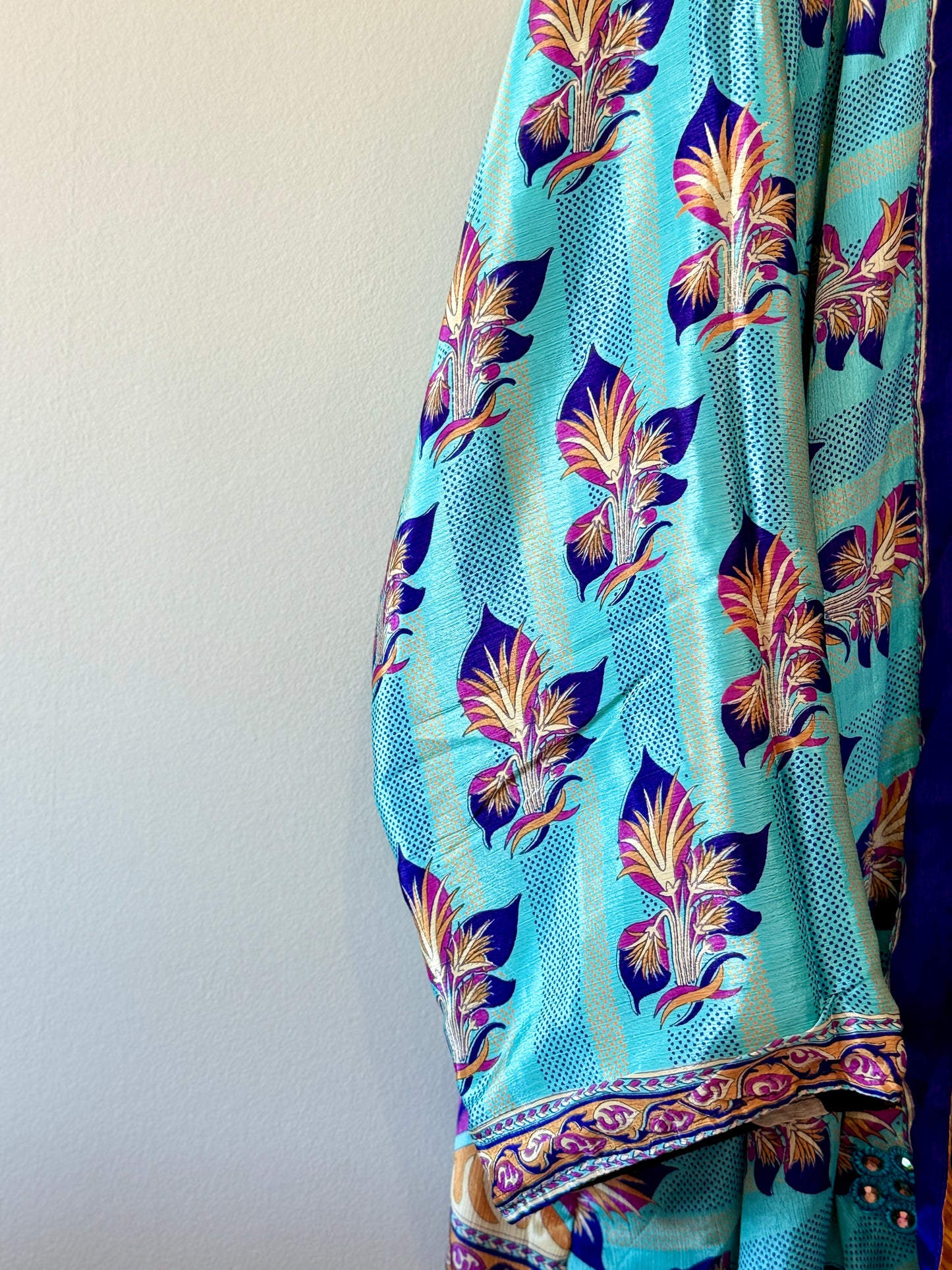 Floral kimono sleeve