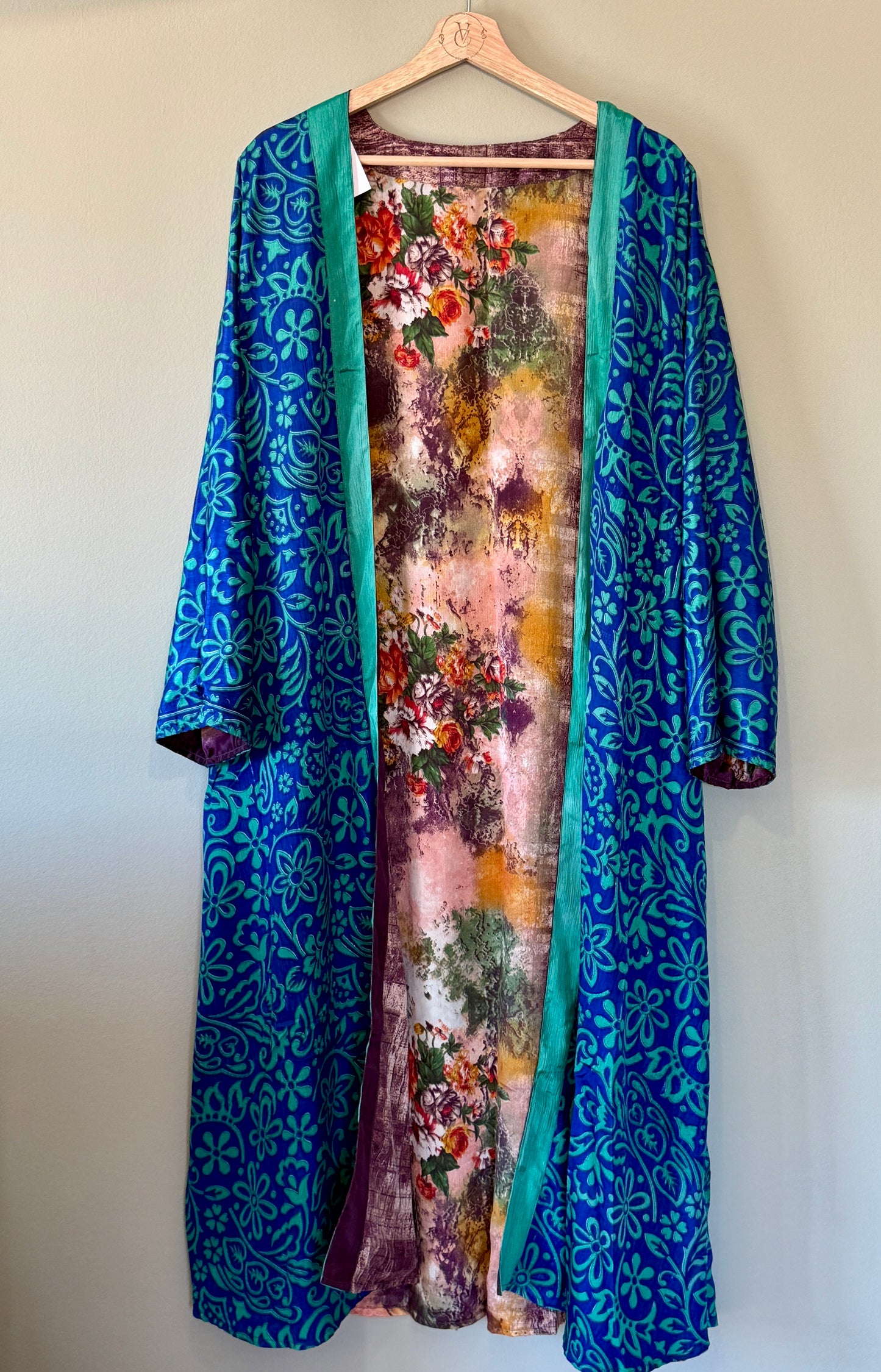 sightseeing kimono