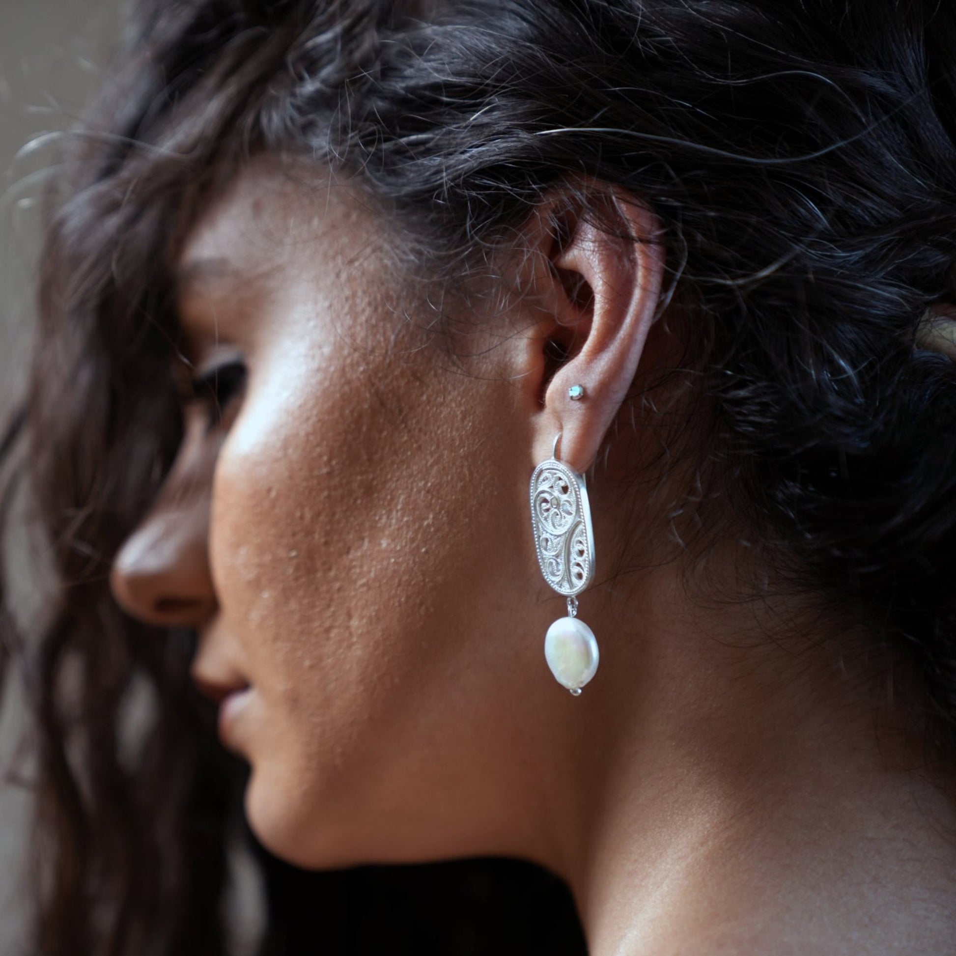 Moon Light Half Set in 999 silver and cultured pearls, combining Persian filigree with elegance, a thoughtful holiday gift